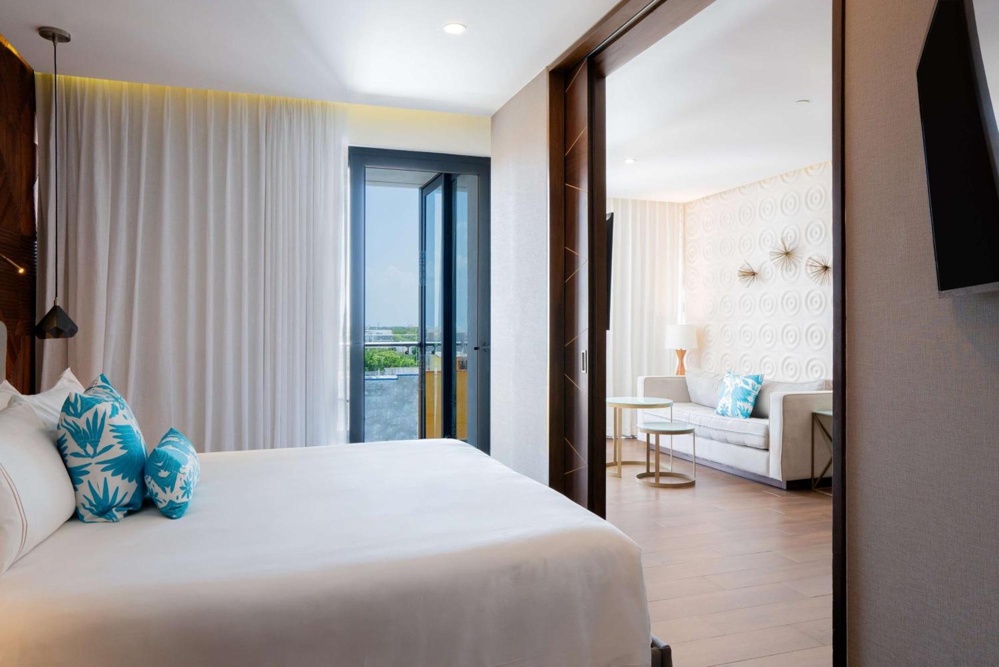 The Fives Downtown Hotel & Residences, Curio Collection By Hilton Playa del Carmen Exteriér fotografie